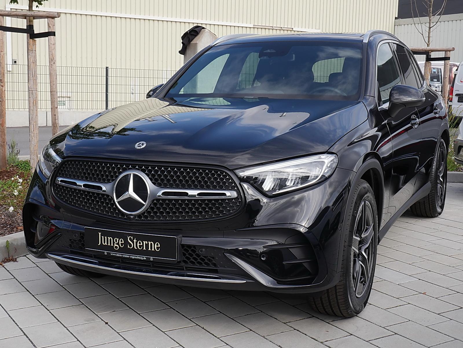 Mercedes-Benz GLC 200 4M+AMG Advanced Plus+AHK+PANO+MEMORY+LED 