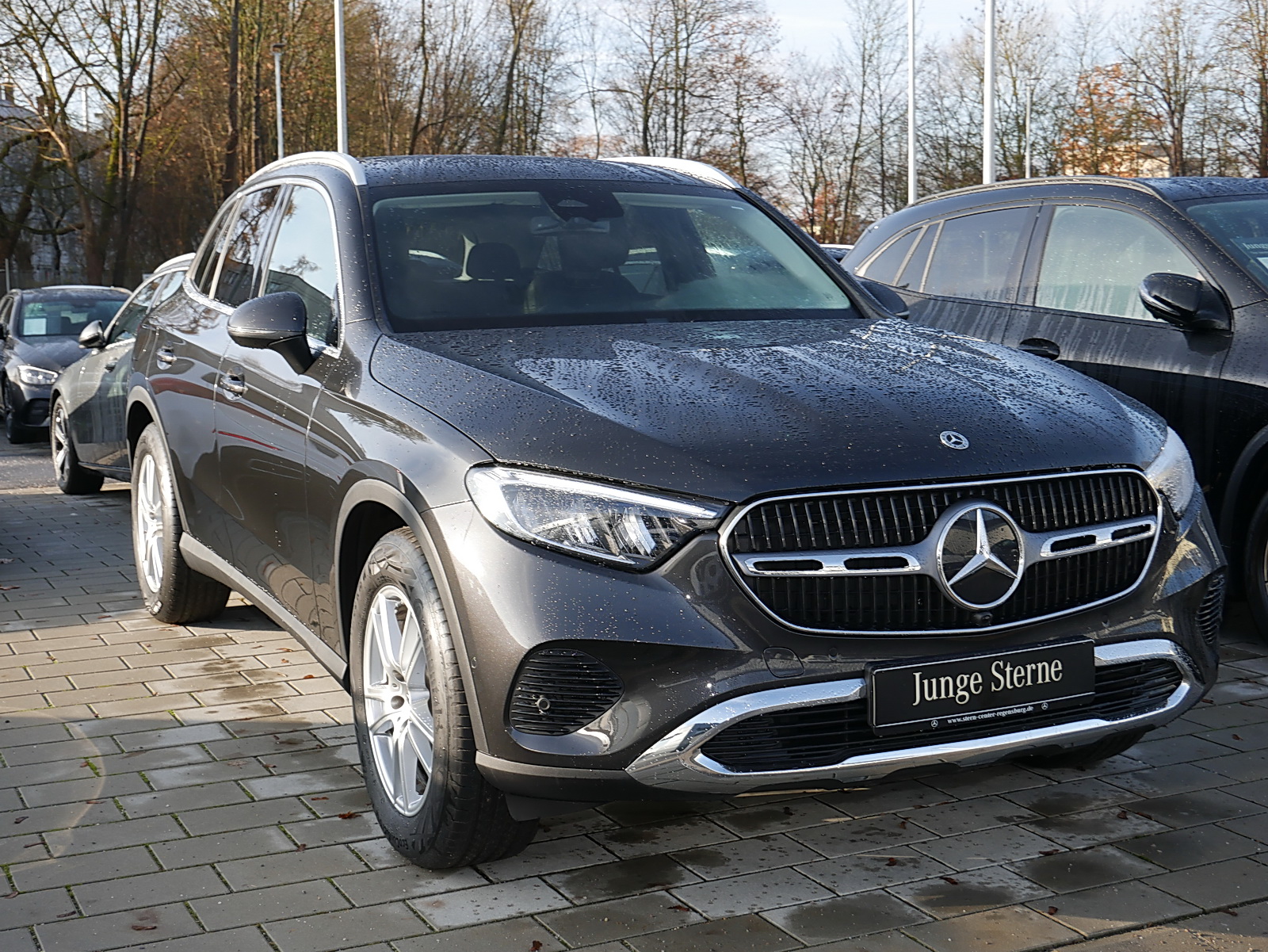 Mercedes-Benz GLC 200 4MATIC AVANTGARDE+AHK+MEMORY+KAMERA+LED+ 