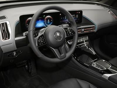 Mercedes-Benz EQC 400 4MATIC 360°+LED+Keyless+Schiebedach+PDC 