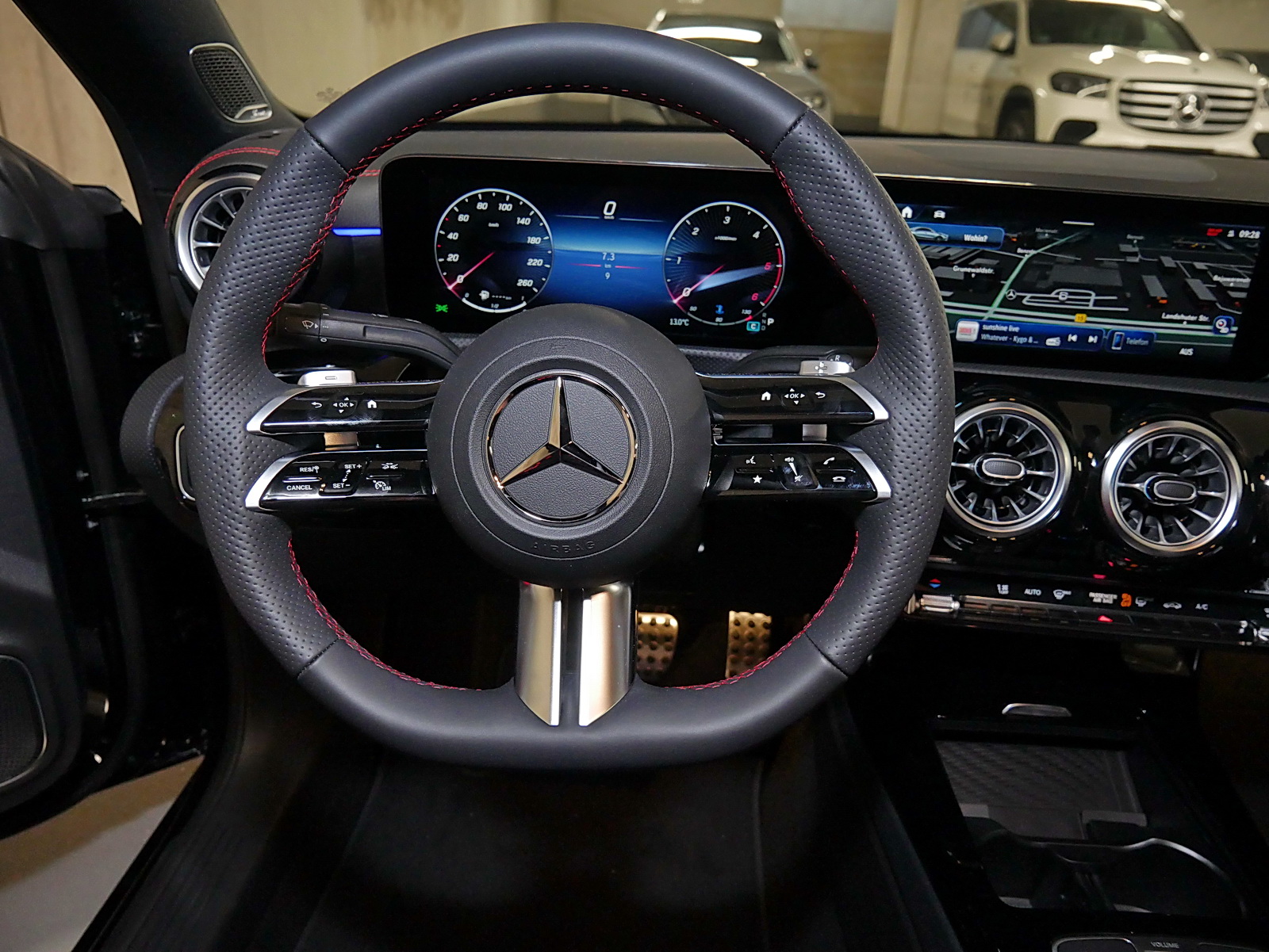 Mercedes-Benz CLA 220 d Coupé+AMG+LED+360°+DISTRONIC+Burmester 