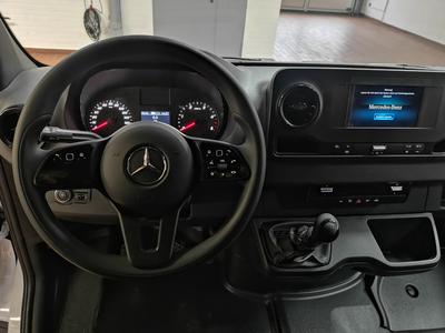 Mercedes-Benz Sprinter 317 CDI L2H2 Klima AHK 3,5t Kamera MBUX 