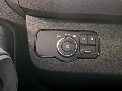 Mercedes-Benz Sprinter 319 CDI Maxi L3H2 Klima Kamera LED MBUX 
