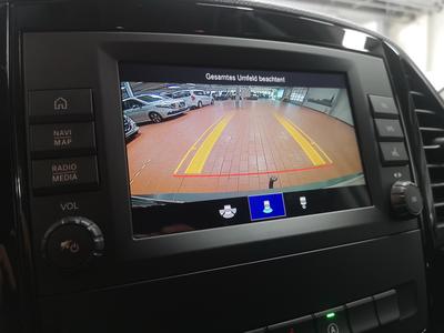 Mercedes-Benz Vito 119 CDI lang Mixto Allrad Navi LED Kamera 