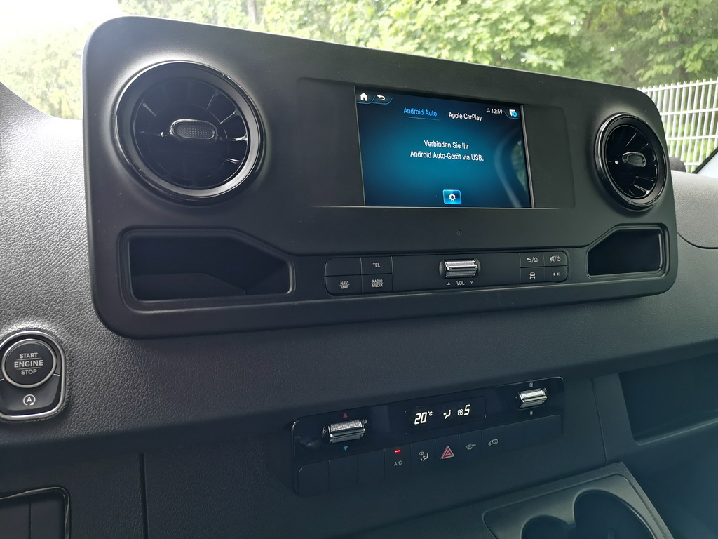 Mercedes-Benz Sprinter 317 CDI Koffer LBW Klima Automatik Navi 