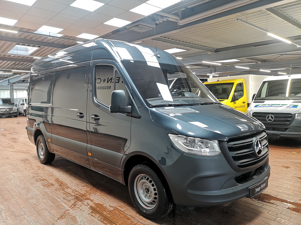 Mercedes-Benz Sprinter 319 CDI L2H2 Klima AHK 3,5t MBUX Kamera 