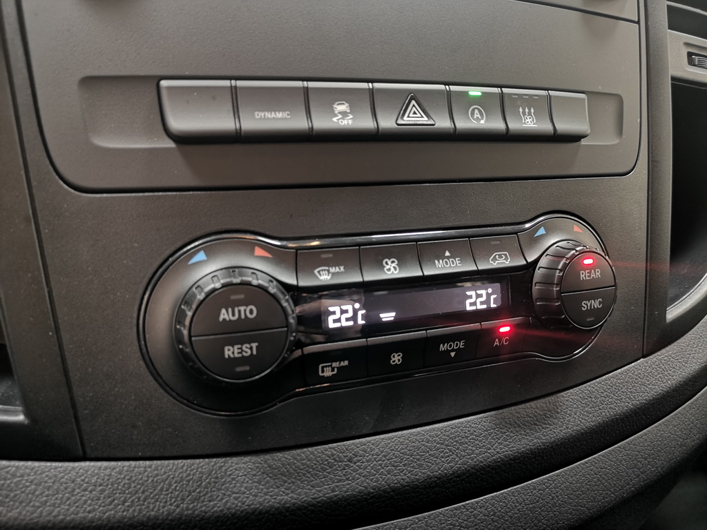 Mercedes-Benz Vito 119 CDI Tourer Pro lang Klima LED Navi Kam. 