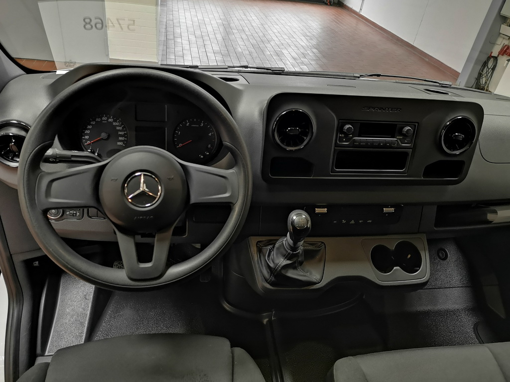 Mercedes-Benz Sprinter 317 CDI L2H2 Klima DAB Komfortsitz 