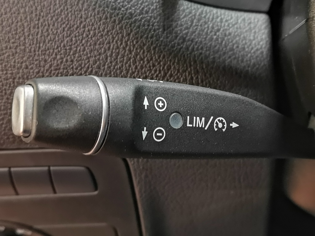 Mercedes-Benz Vito 119 CDI lang Klima Navi Standheizung LED 