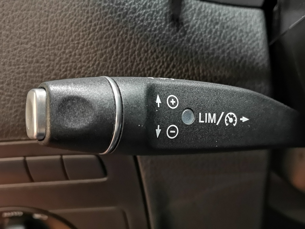 Mercedes-Benz Vito 114 CDI kompakt Klima Navi Kamera LED 