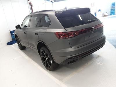 VW Touareg 4Motion 3.0 TSI R+AHK+PANO+LED+NAV+REARVIEW 