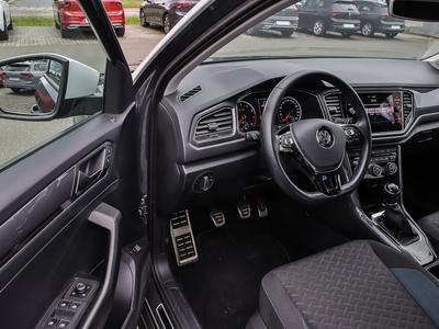 VW T-Roc 1.0 TSI IQ.DRIVE+PARKASSIST+ACC+PANO+ALU17 
