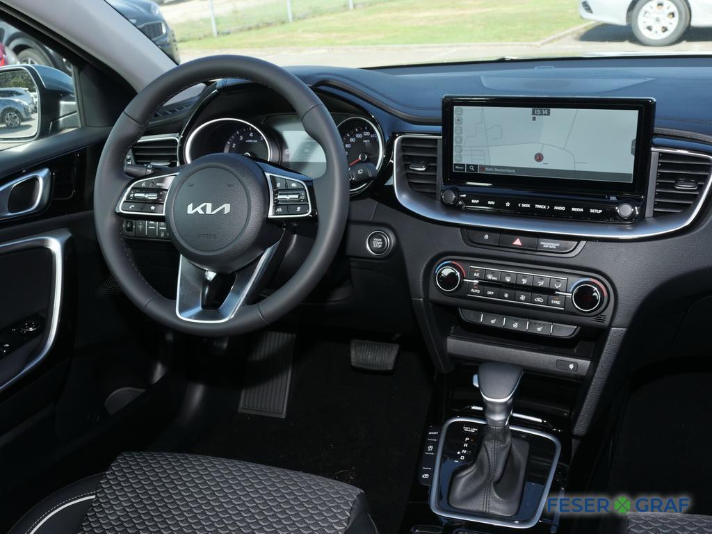 Kia XCeed 1.5T DCT7 SPIRIT XCLUSIVE SOUND Navi 