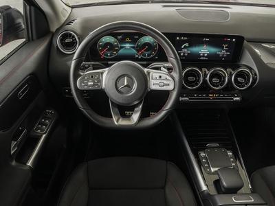 Mercedes-Benz GLA 200 AMG Night Panorama MBUX-Multimedia LED 