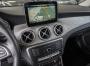 Mercedes-Benz GLA 180 Urban Sitzheizung Garmin-Navi LED AHK 