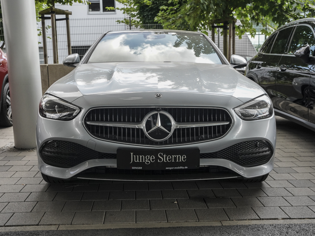 Mercedes-Benz C 300 e Avantgarde Panorama 360°-Kamera LED AHK 