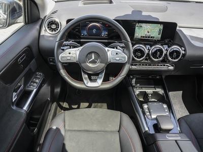 Mercedes-Benz GLA 250 e AMG Rückfahrkamera Panorama MBUX LED 