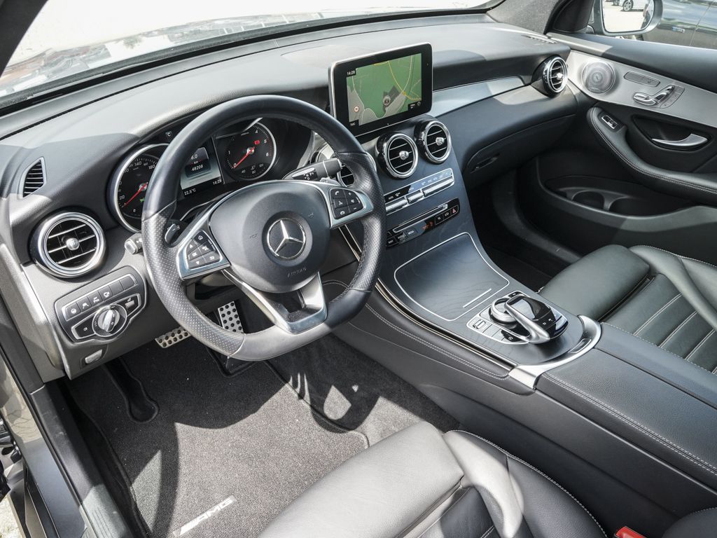 Mercedes-Benz GLC 350 d AMG Panorama Distronic Comand LED AHK 