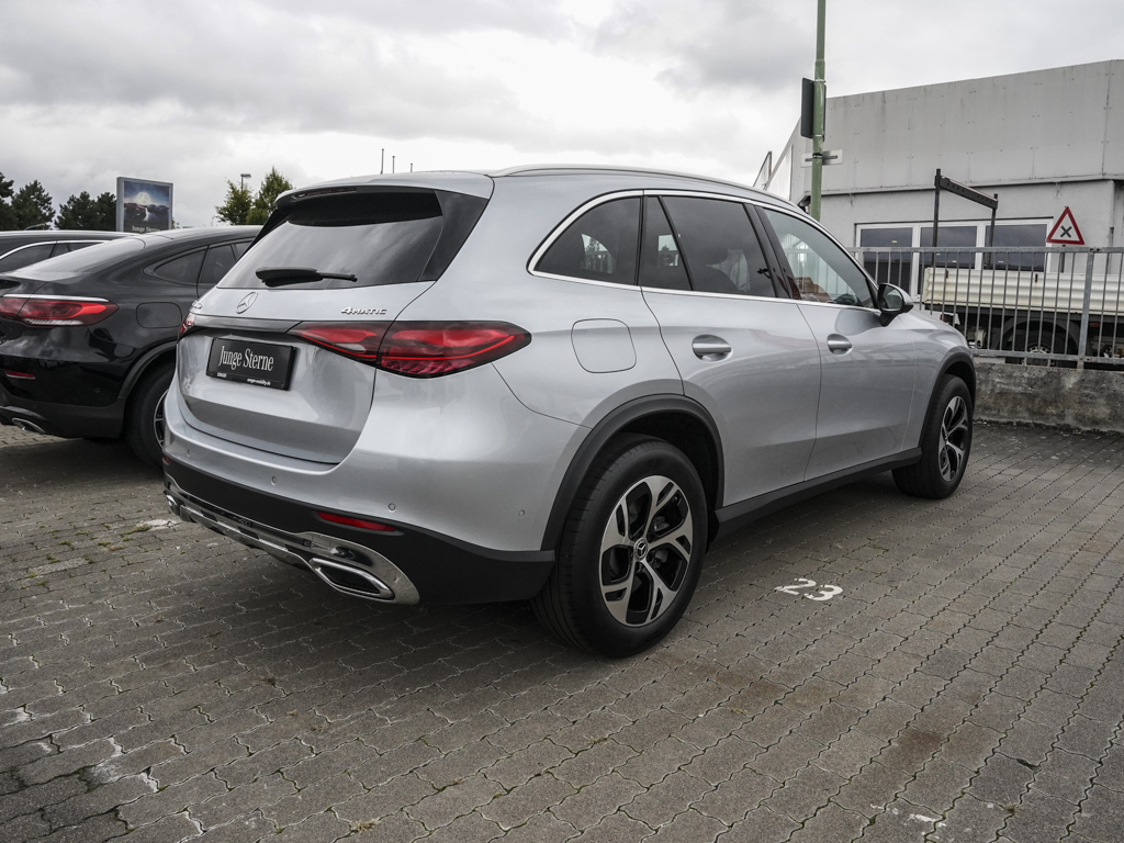 Mercedes-Benz GLC 300 de 4M Avantgarde Distronic Kamera AHK 