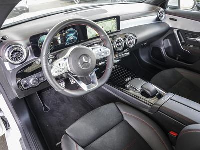 Mercedes-Benz CLA 200 SB AMG Panorama Multibeam 360°-Kamera 