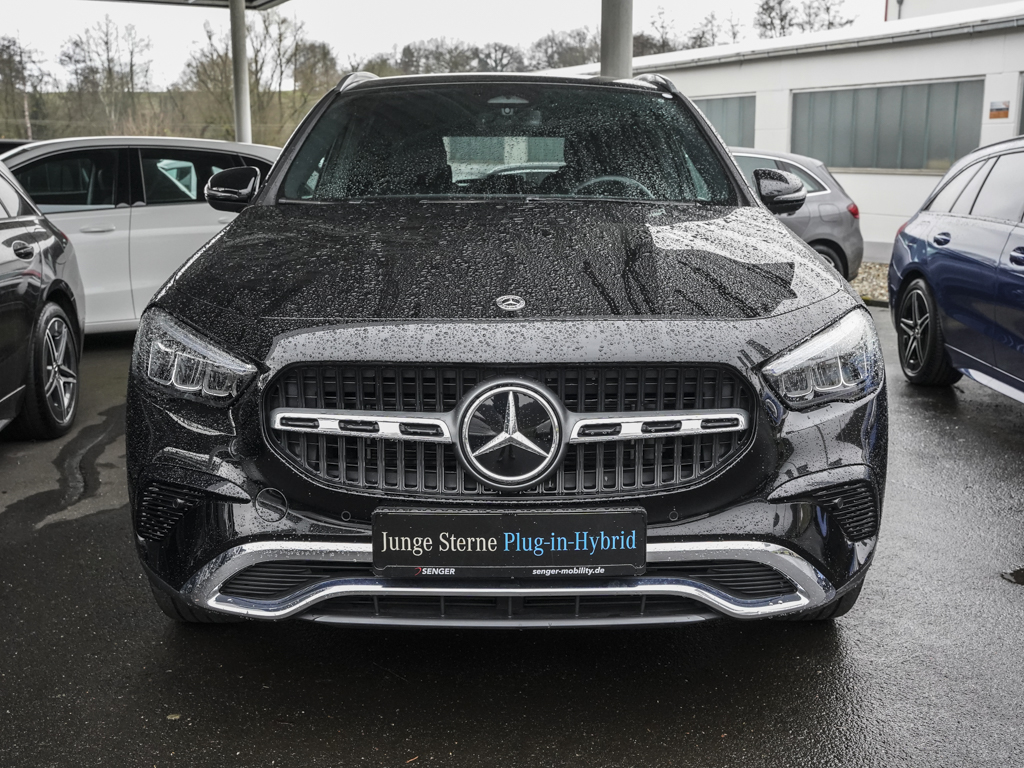 Mercedes-Benz GLA 250 e Progressive Rückfahrkamera LED AHK 