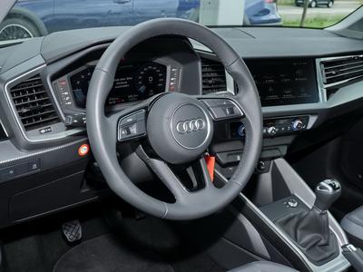 Audi A1 Sportback Advanced 30 TFSI DAB+SPORTSITZE+VC 