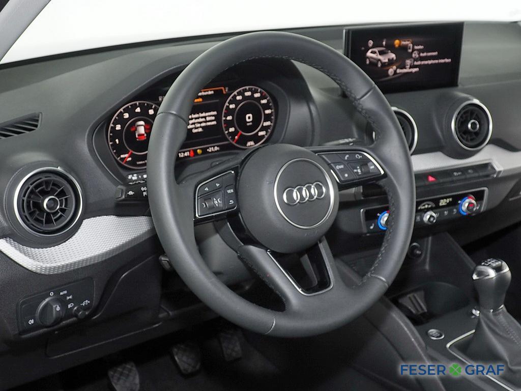 Audi Q2 advanced 35 TFSI AHK/Smartphone Interf./Alu17 