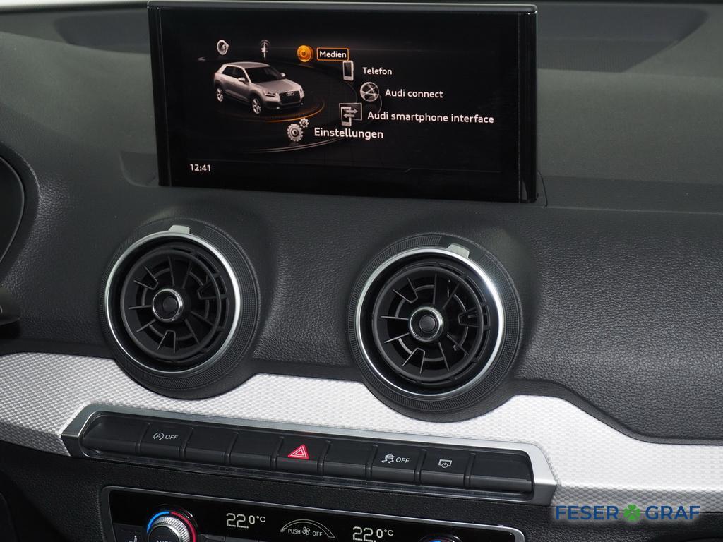 Audi Q2 advanced 35 TFSI AHK/Smartphone Interf./Alu17 