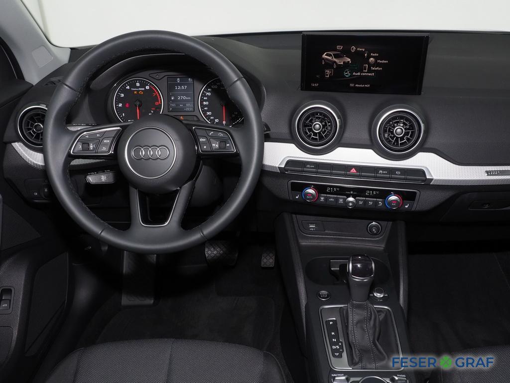 Audi Q2 advanced 35 TFSI S tronic APPs Sitzhzg. 17` 