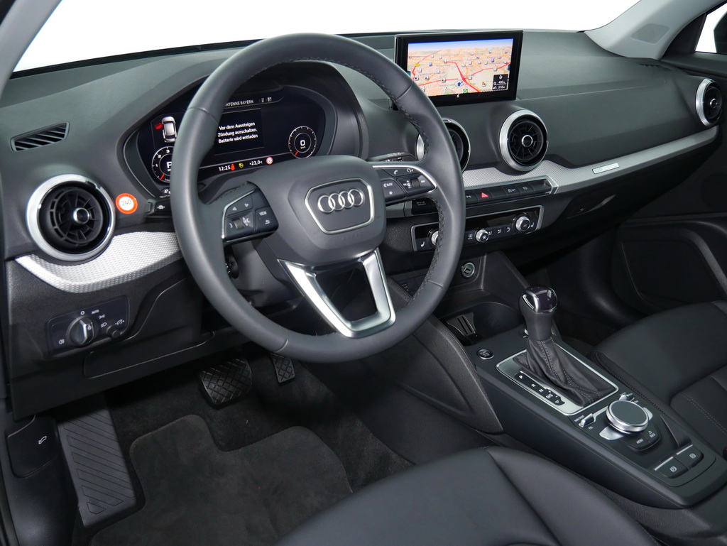 Audi Q2 Advanced 30 TDI S tronic Navi+/Kamera/LED/ 