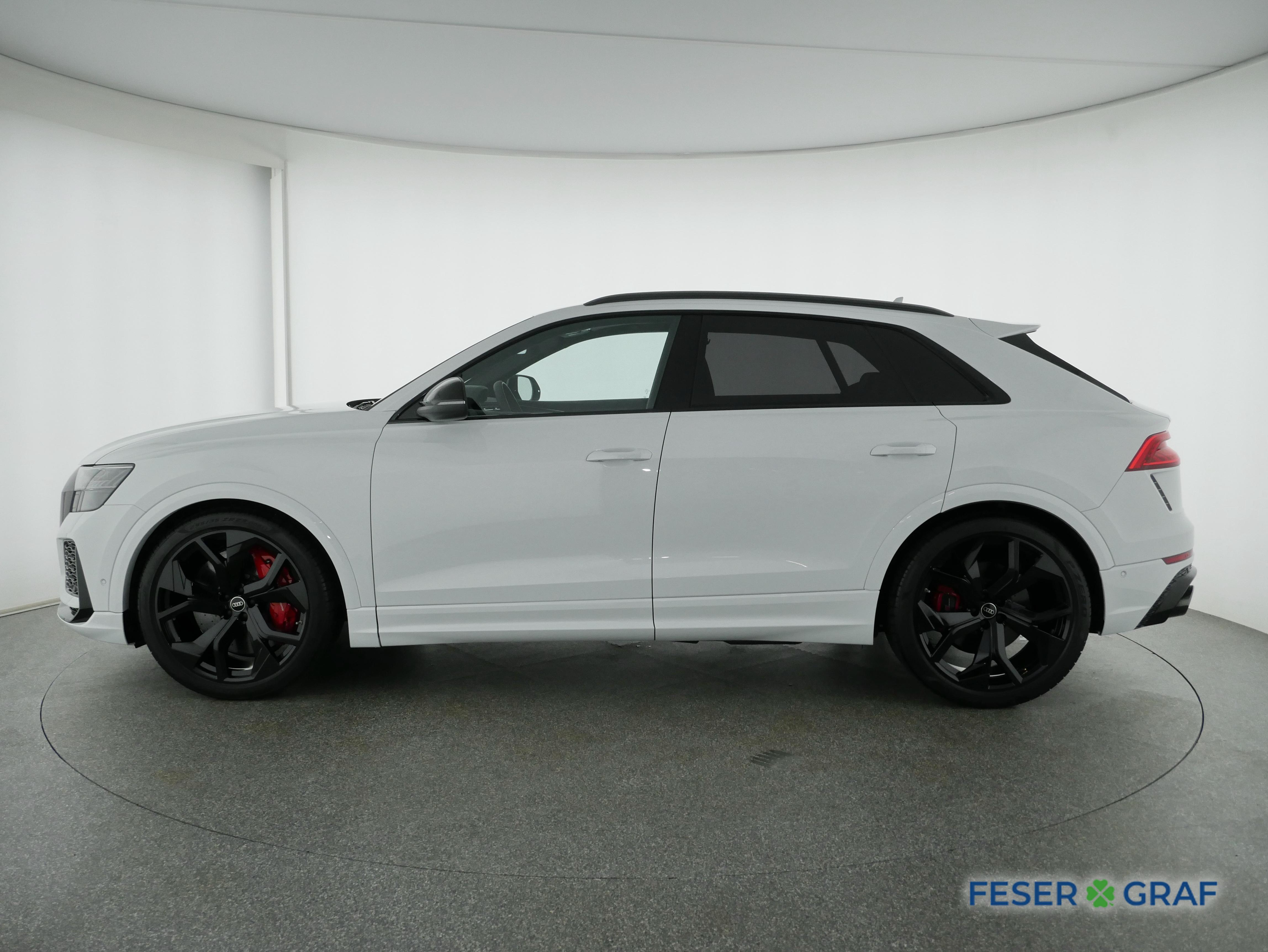 Audi RSQ8 Essentials/AHK/ matrix LED/ RS Keramikbremse Head- 