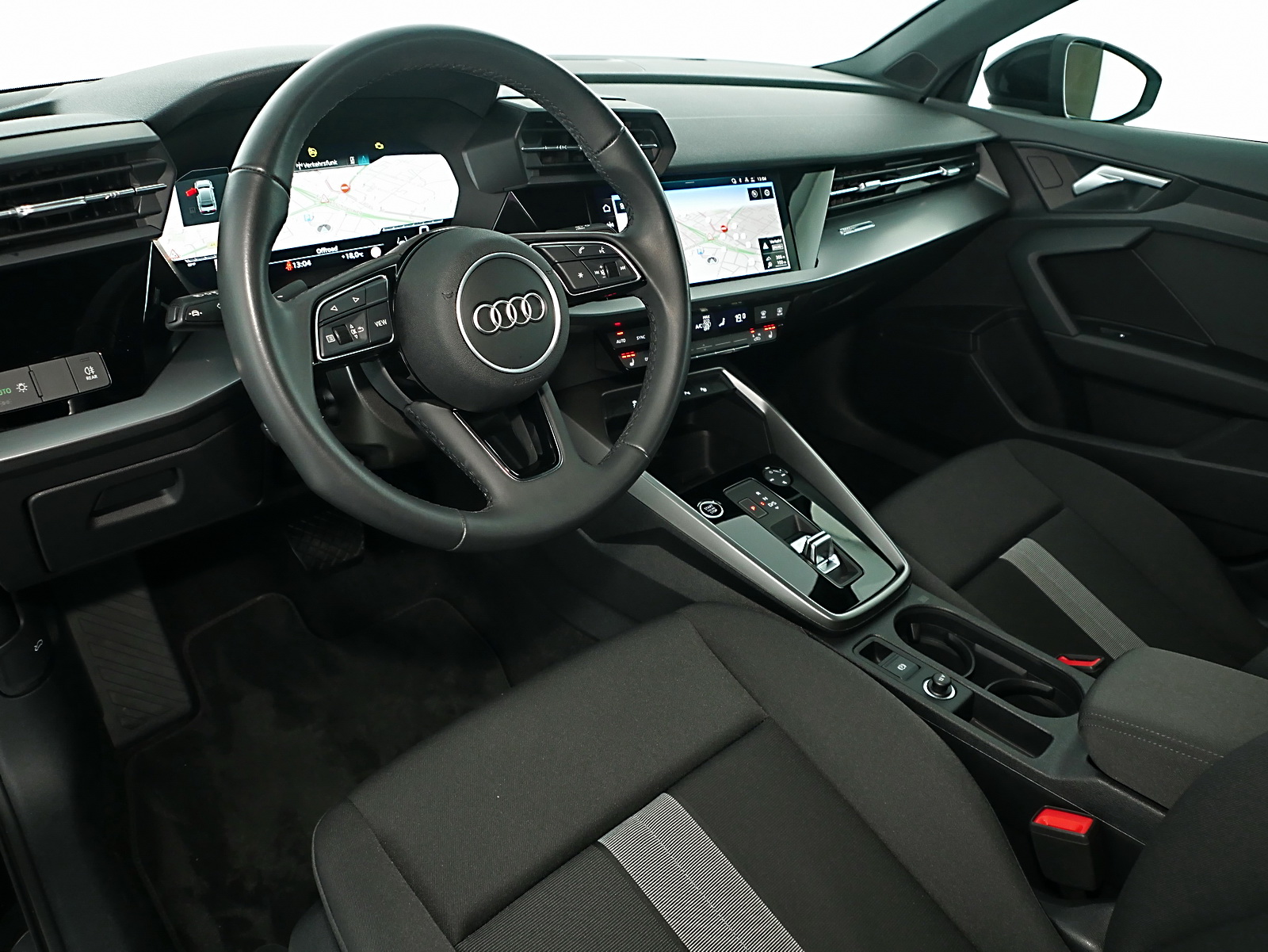 Audi A3 Lim. advanced 35 TFSI S tronic V-Cockpit/Navi 