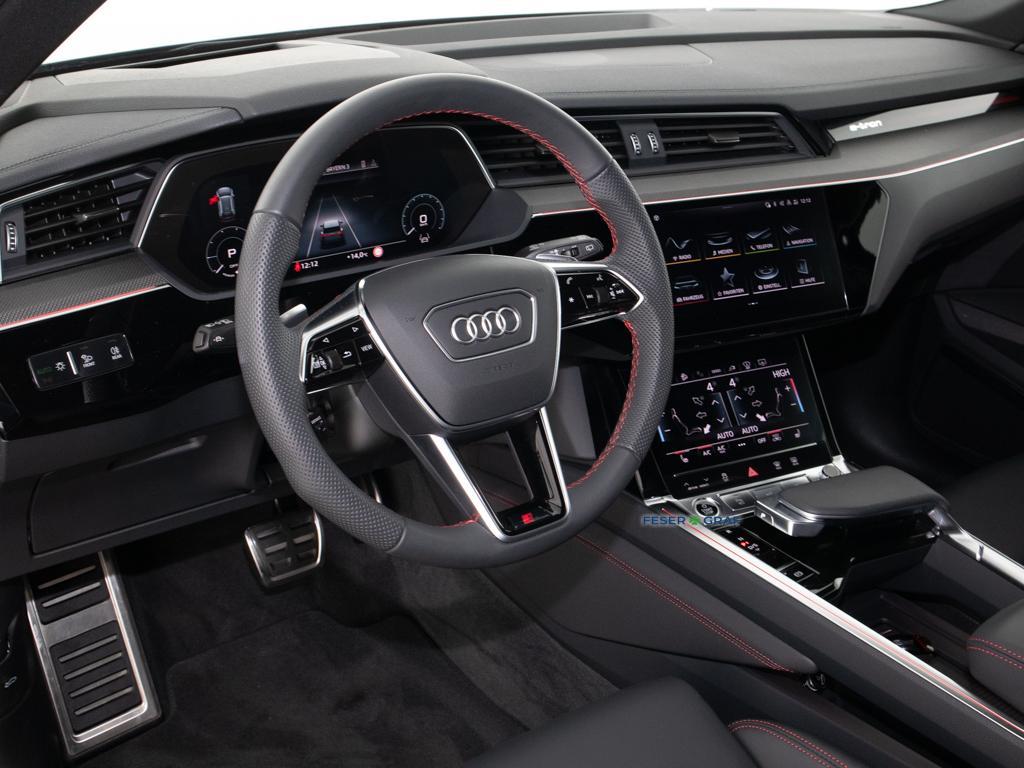 Audi Q8 e-tron 55 S line quattro B&O/ AHK 