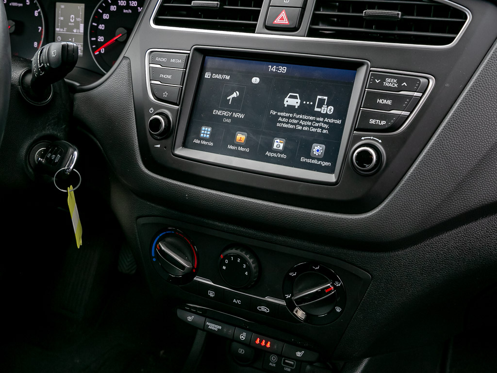Hyundai I20 Advantage -Apple CarPlay-Android Auto-DAB-Sitzheiz 