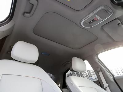 Hyundai Ioniq 6 Elektro, Uniq 77,4kWh,  4WD, Klima, LED, Memory- 