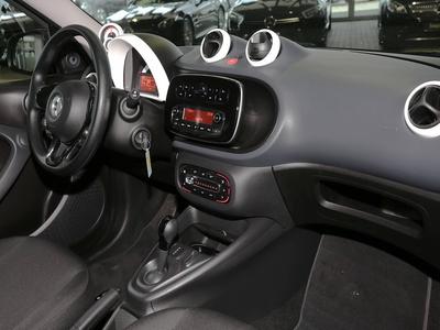 Smart ForFour EQ Sitzheizung+Sidebags+Cool+Audio+Tempom 