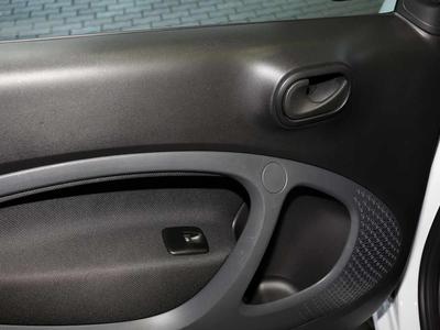Smart ForTwo EQ Sitzhzg+Sidebag+Cool&Audio+Tempomat 
