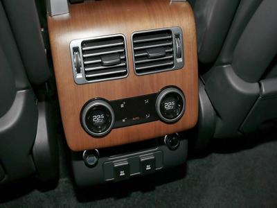 Land Rover Range Rover Vogue 4.4 SDV8 AHK+Pano+Standhzg+360 