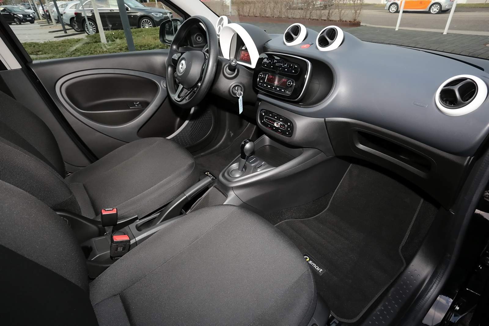 Smart ForFour EQ Cool+Audio+Sitzheizung+Sidebag+Tempom 