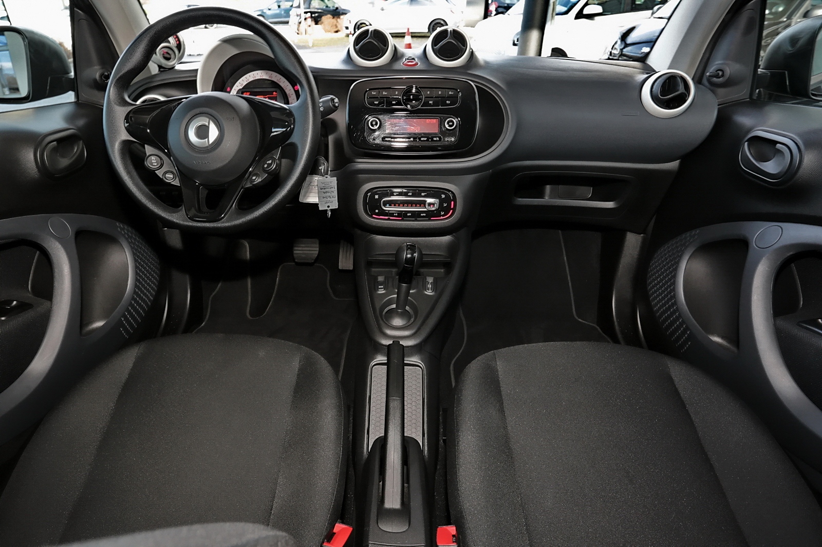 Smart ForTwo EQ Sitzhzg+Sidebags+Cool+Audio+Tempomat 