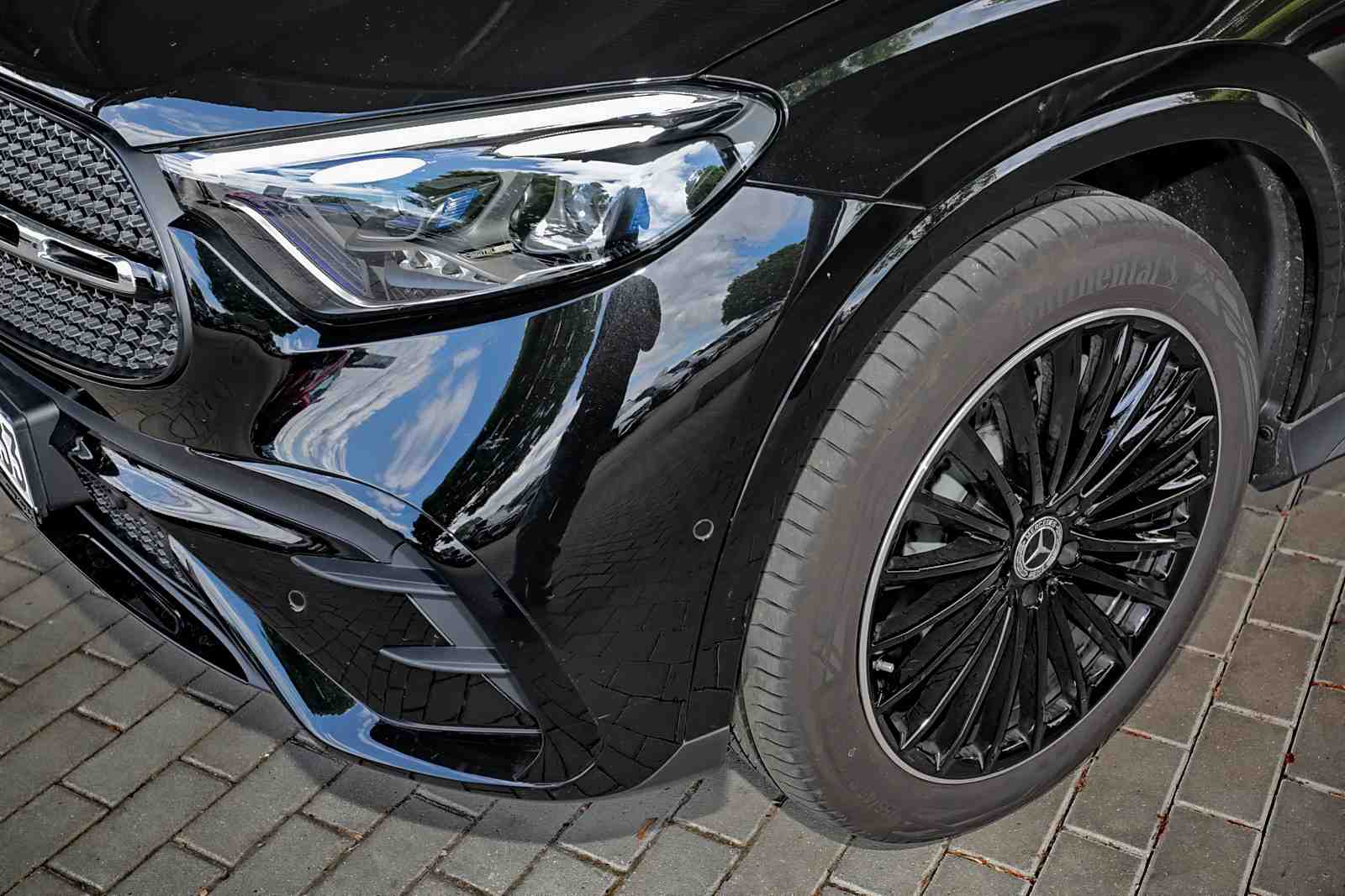 Mercedes-Benz GLC 220 d 4M AMG Night+MBUX+360°+DIG-LED+AHK+DAB 
