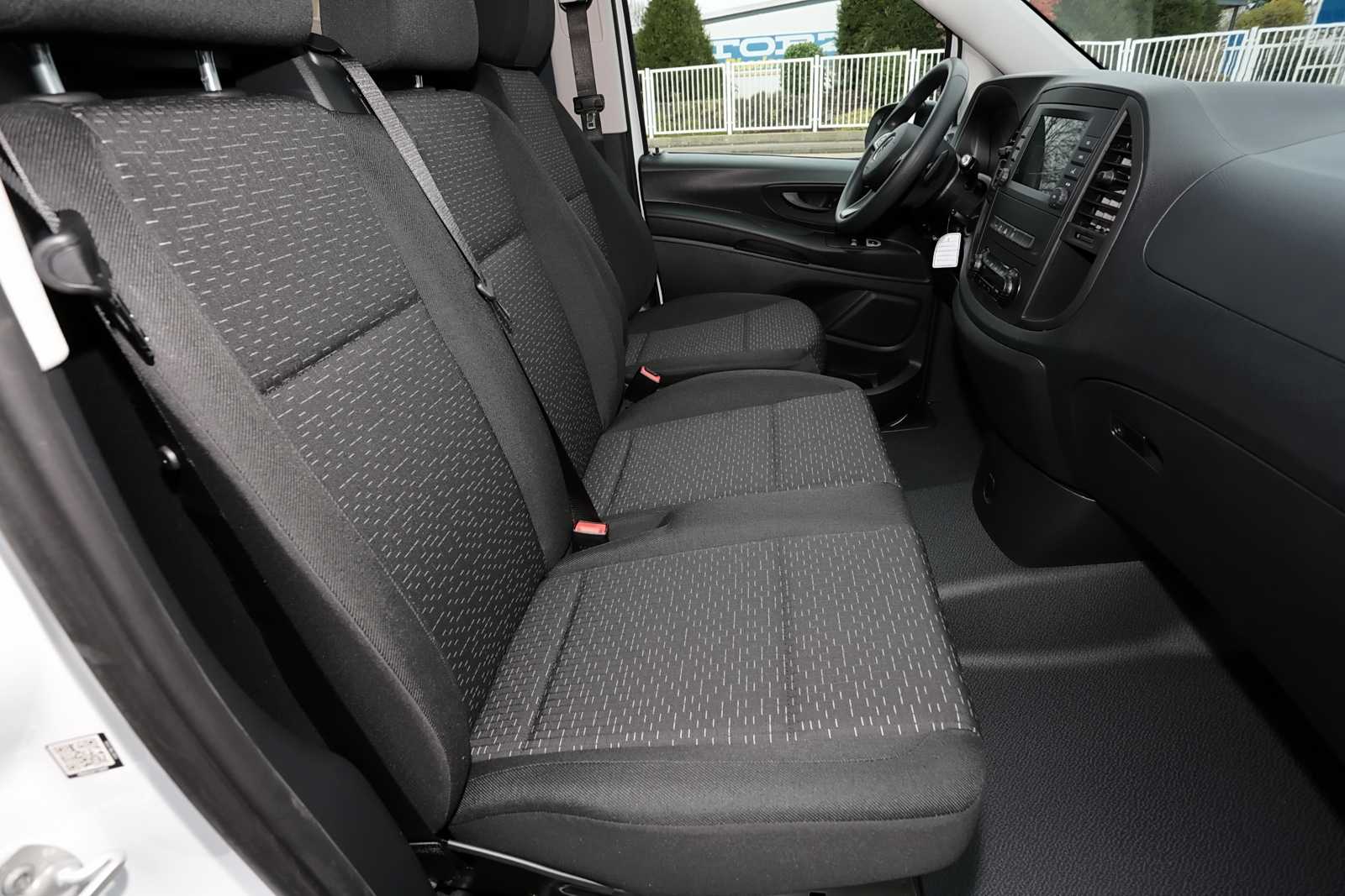 Mercedes-Benz Vito 116 Kasten 3430 RüKam+AHK+Audio40+Holzfußb. 