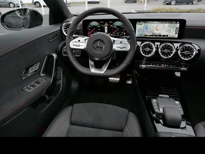 Mercedes-Benz CLA 200 Shooting Brake AMG Night+MBUX+LED+RüKam 