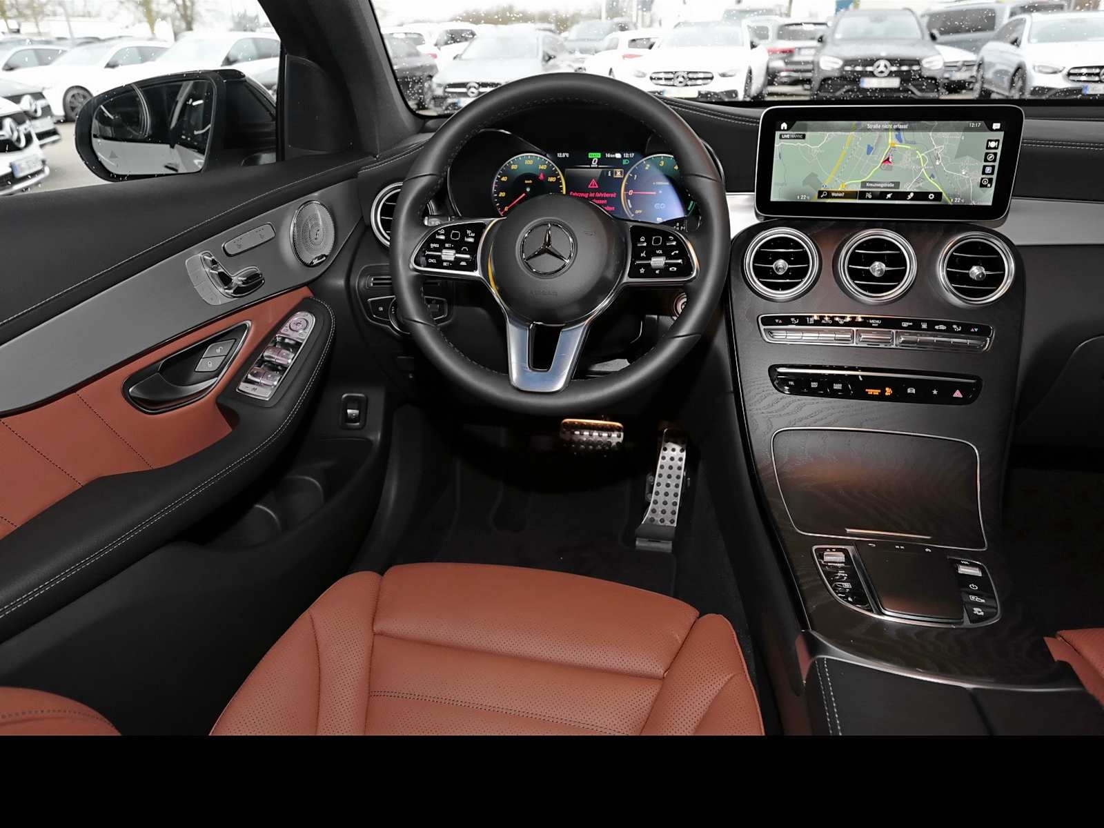 Mercedes-Benz GLC 300 de 4M Coupé AMG MBUX+AHK+360°+LED+Distro 