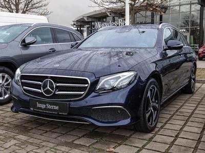 Mercedes-Benz E 400 d 4M T AVANTGARDE M-LED+AHK+360°+COMAND 