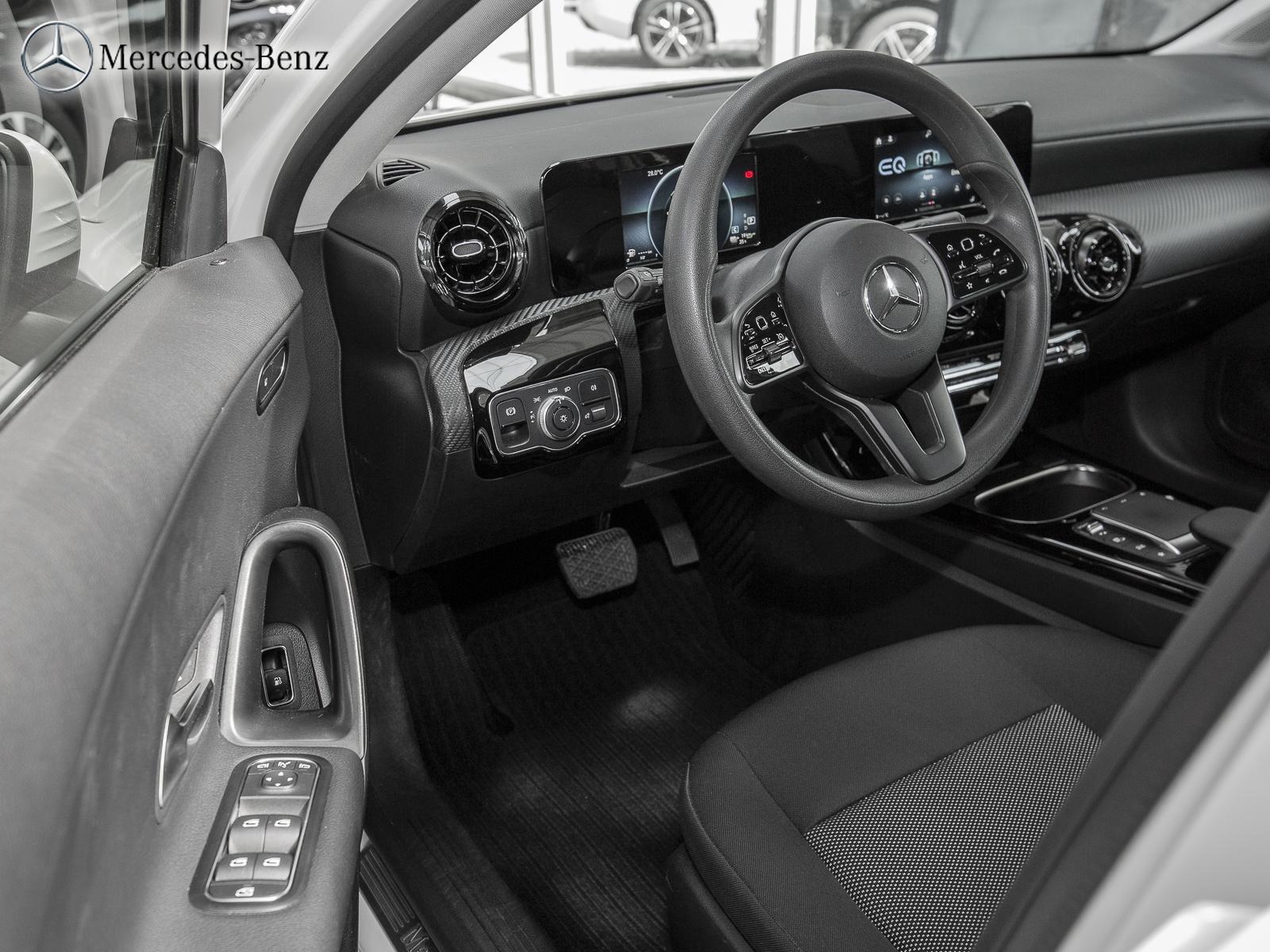 Mercedes-Benz A 250 e Kompaktlimousine MBUX+AHK+LED+RüKam 