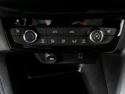 Opel Corsa F Basis -Musikstreaming-DAB-Bordcomputer-Bluetooth 