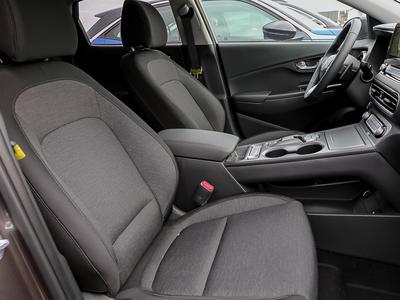 Hyundai Kona Elektro Prime Navi digitales Cockpit Soundsystem L 