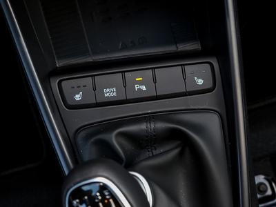Hyundai Bayon Trend digitales Cockpit Apple CarPlay Android Auto 