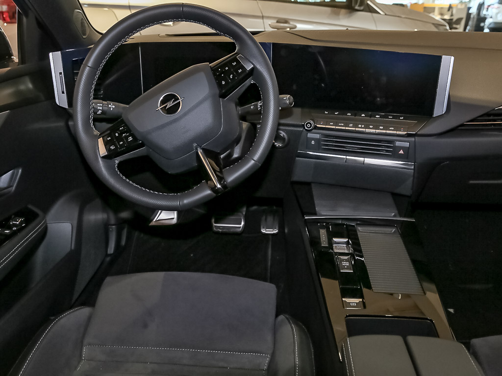 Opel Astra Mit Navi 360 Kamera und LED 
