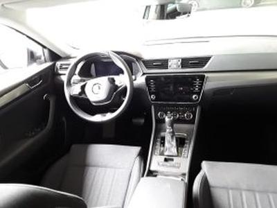 Skoda Superb Style 1,5l TSI DSG *AHK SHZ Matrix Kessy* 